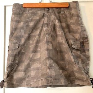 Women's Kuhl skirt